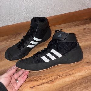 Adidas Men’s HVC 2 Wrestling Shoes - size 8